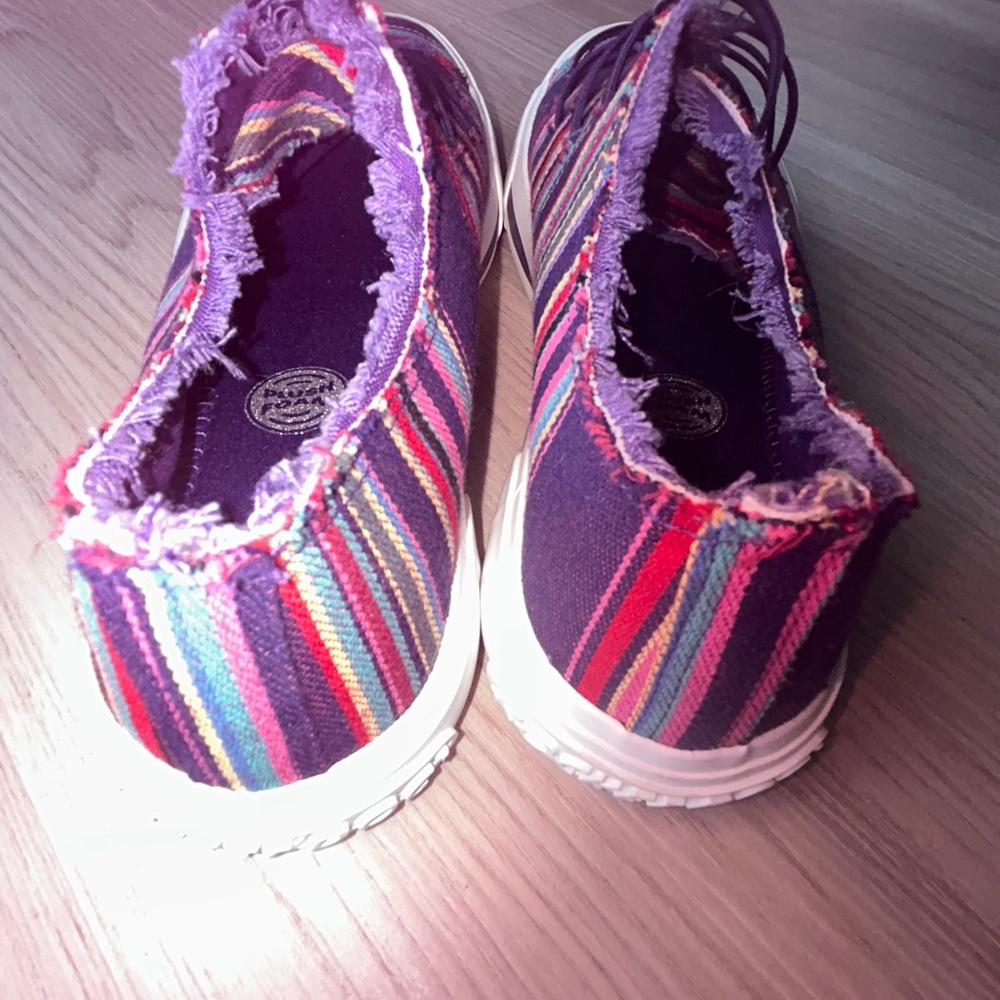 Rocket Dog Jokesae Aloe Cotton Striped Sneakers 8.5 Purple NWOT Casual Slip On - Picture 4 of 12